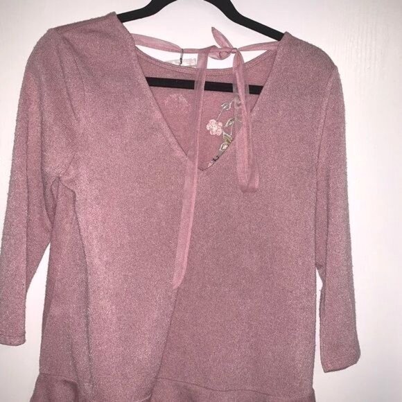 Lauren Conrad XS Pink Floral Embroidered Peplum 3/4 Sleeve Top With Back Tie Det - Picture 3 of 10